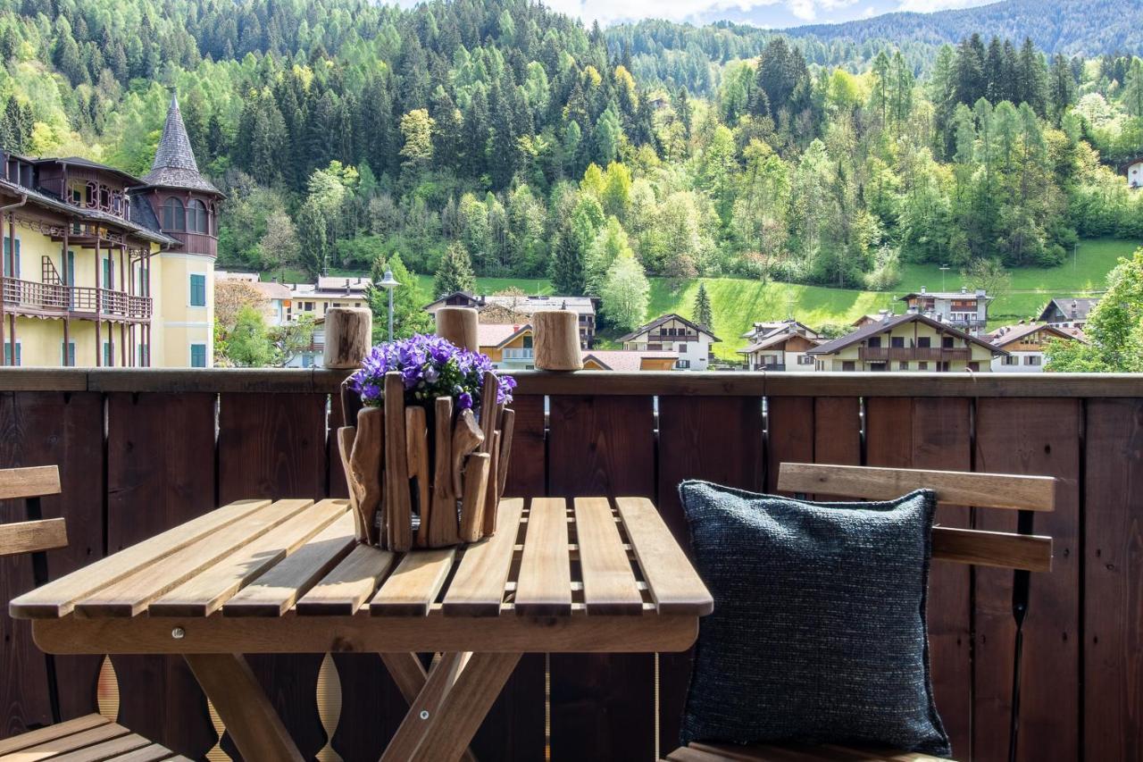 Suite Italy Pinzolo Due Giustino Bagian luar foto