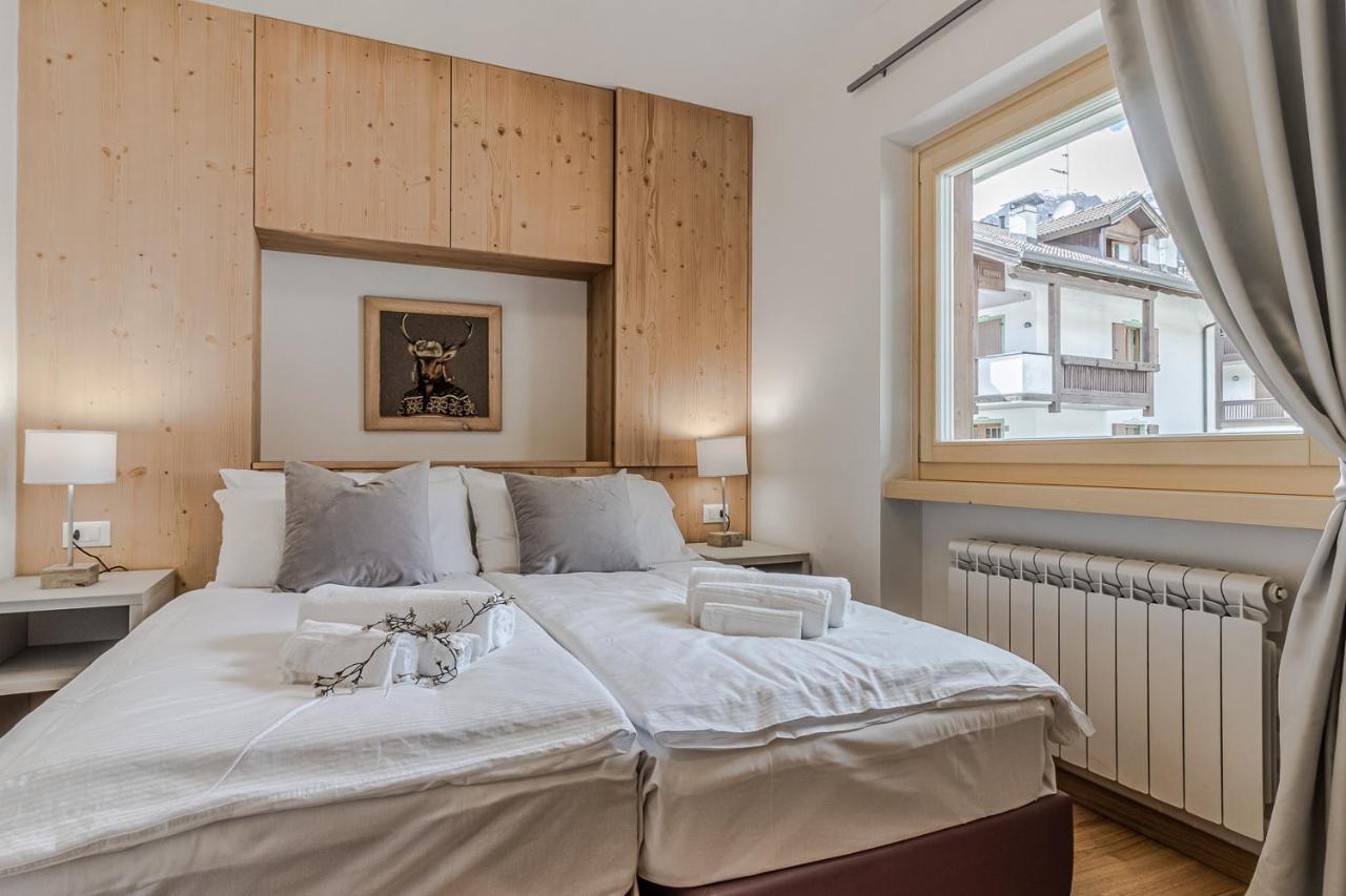 Suite Italy Pinzolo Due Giustino Bagian luar foto