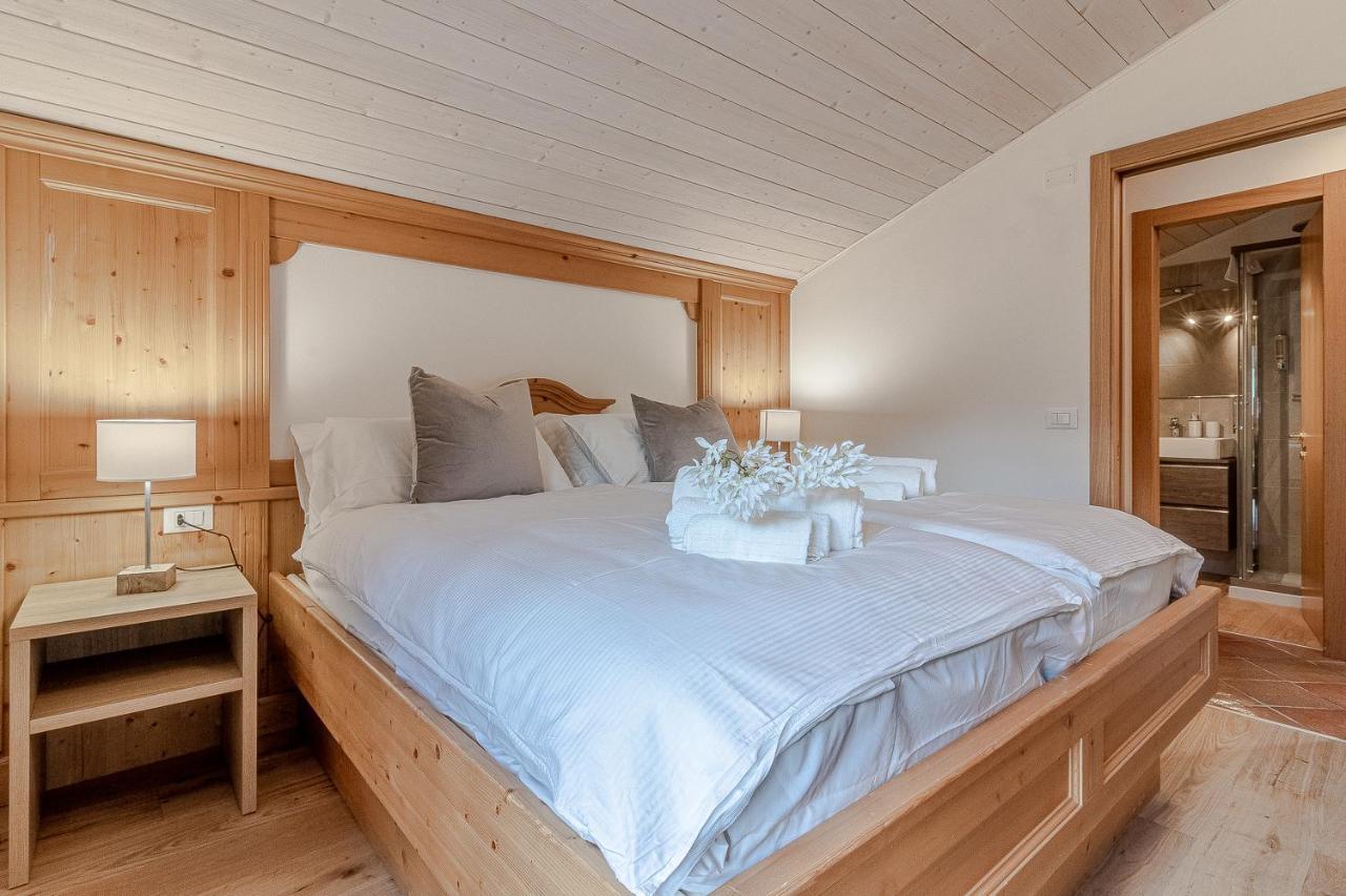 Suite Italy Pinzolo Due Giustino Bagian luar foto