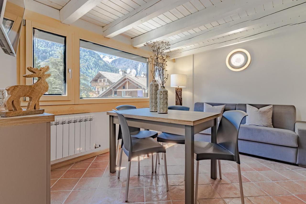 Suite Italy Pinzolo Due Giustino Bagian luar foto
