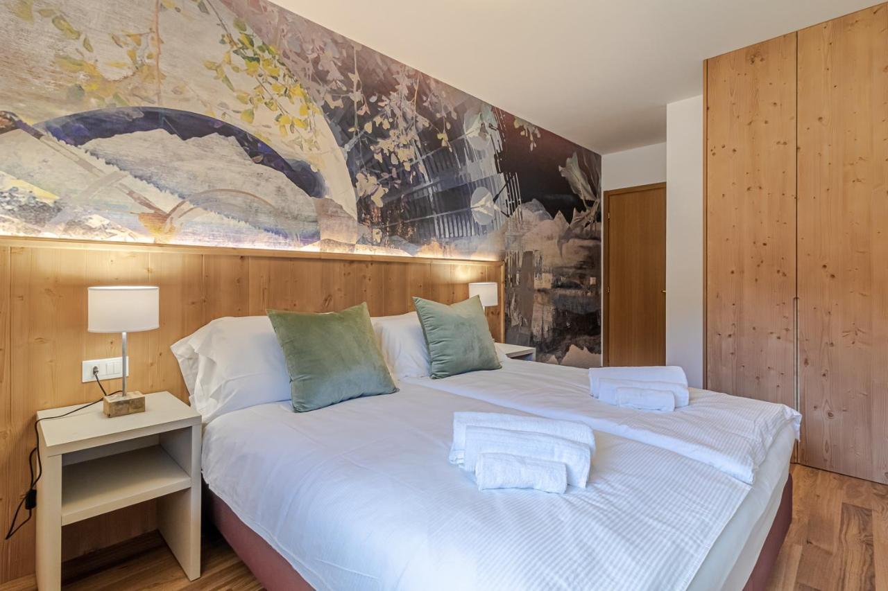Suite Italy Pinzolo Due Giustino Bagian luar foto