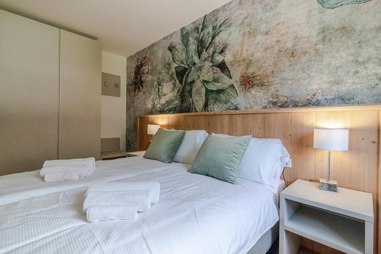 Suite Italy Pinzolo Due Giustino Bagian luar foto